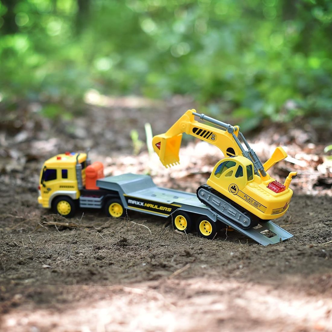 17" Vehicle Transport with Excavator — view 3