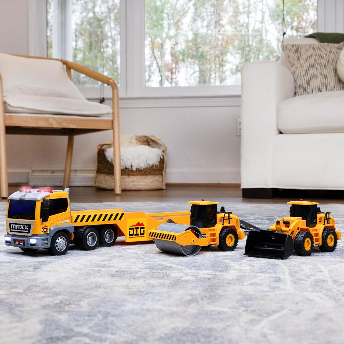 Deluxe Large Construction Long Hauler with 2 Vehicles — view 5